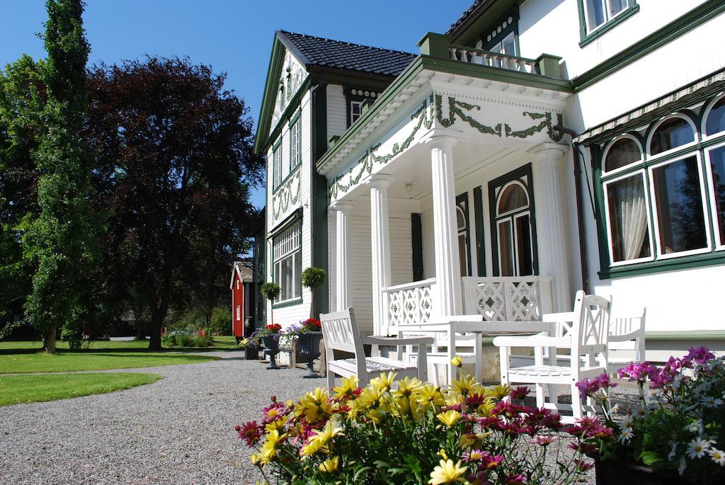 Hotel Bardshaug Herregard à Orkanger Extérieur photo