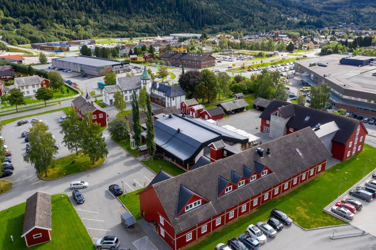 Hotel Bardshaug Herregard à Orkanger Extérieur photo